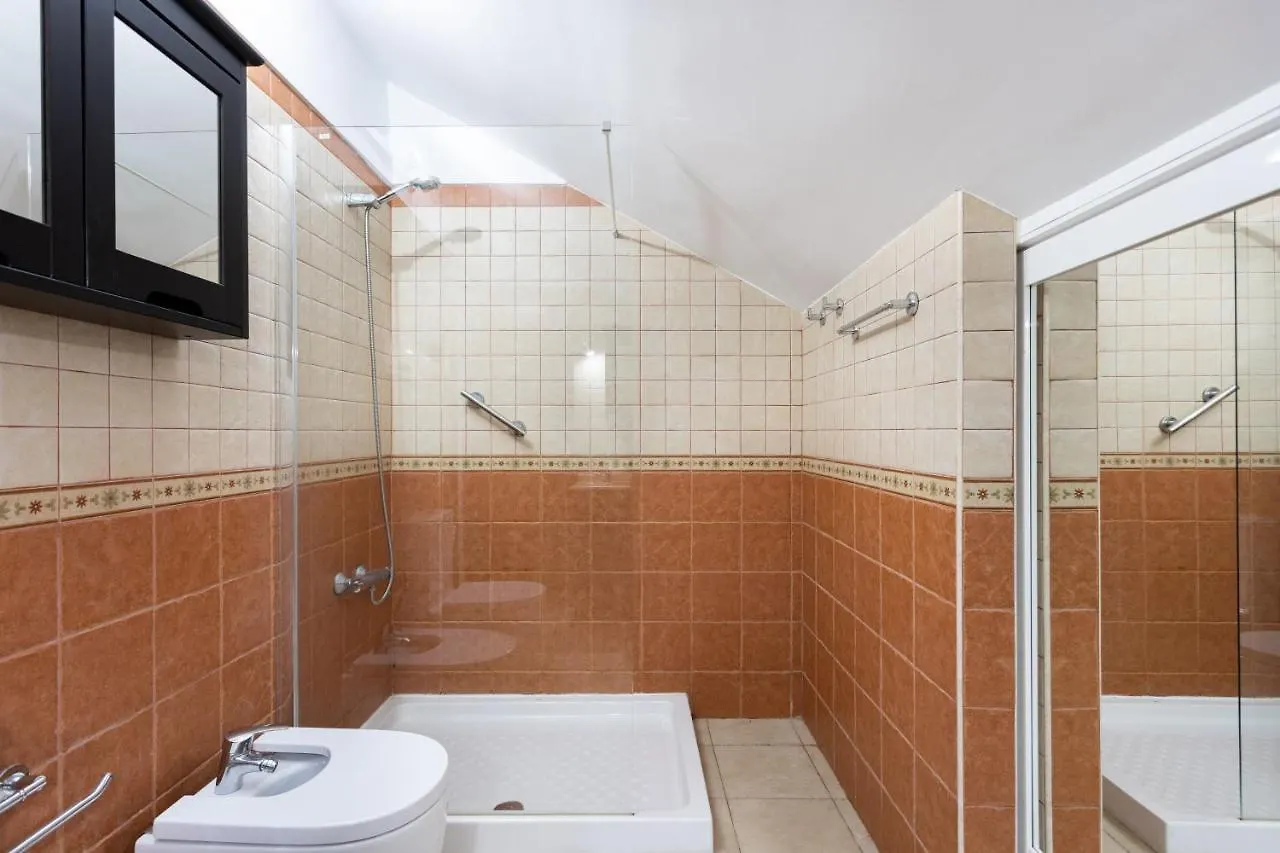 Apartment Exclusive Penthouse Playa Las Vistas 4 Close To The Sea And Beach, Aircondition For A Fee, Wifi, Terrace, Heated Pool Playa de las Américas