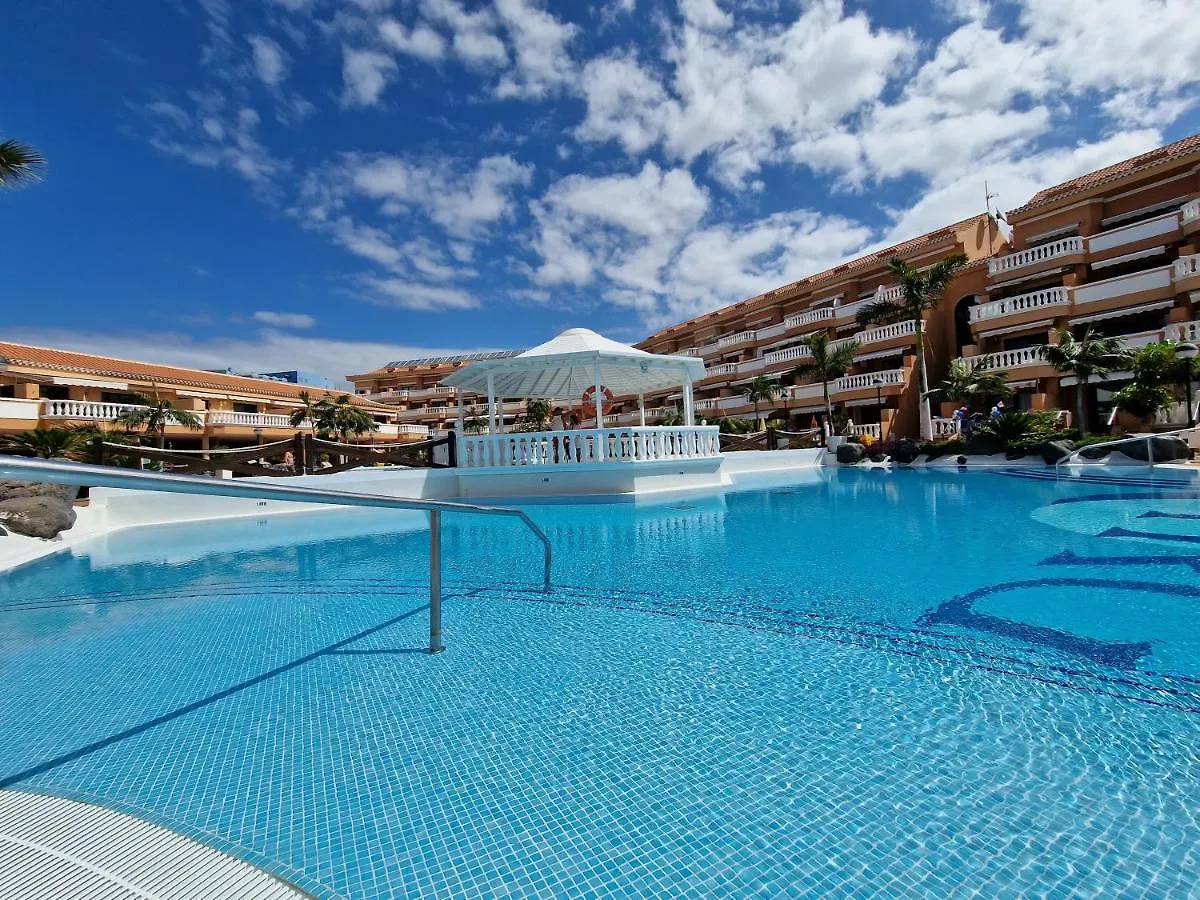 Exclusive Penthouse Playa Las Vistas 4 Close To The Sea And Beach, Aircondition For A Fee, Wifi, Terrace, Heated Pool Playa de las Américas 0*,