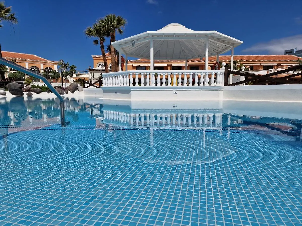 Exclusive Penthouse Playa Las Vistas 4 Close To The Sea And Beach, Aircondition For A Fee, Wifi, Terrace, Heated Pool Playa de las Américas 0*,