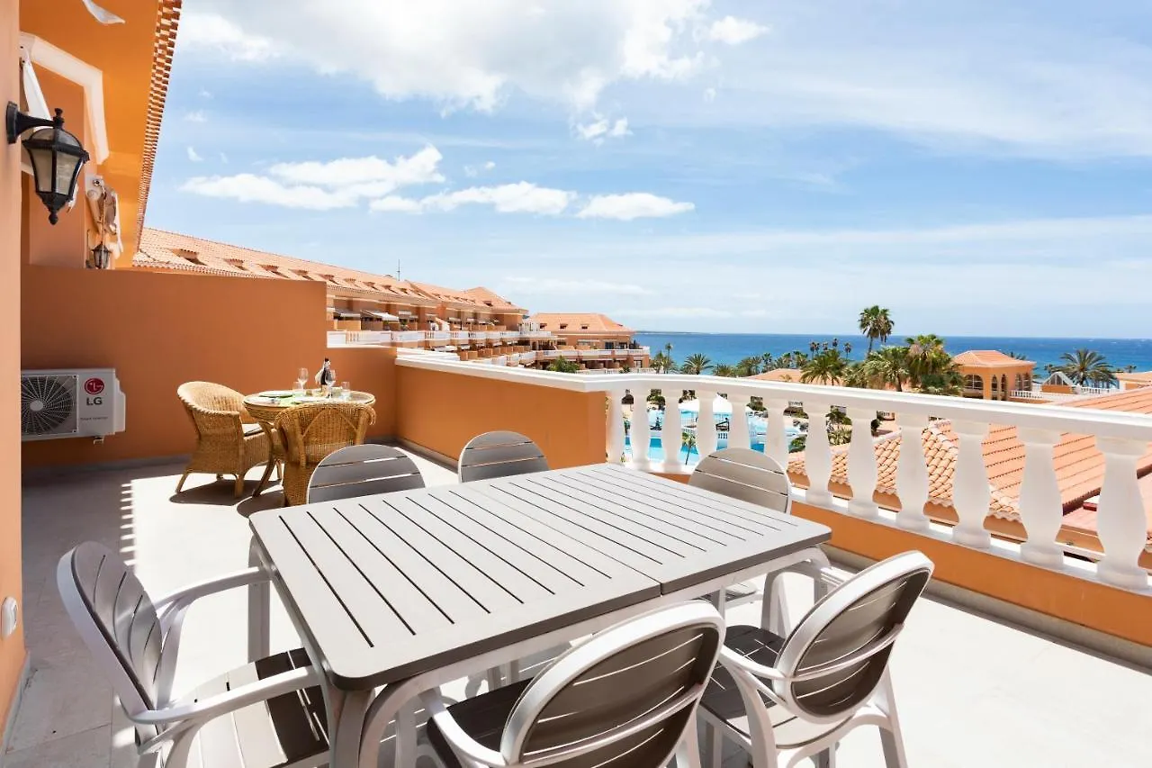 Exclusive Penthouse Playa Las Vistas 4 Close To The Sea And Beach, Aircondition For A Fee, Wifi, Terrace, Heated Pool Playa de las Américas Daire