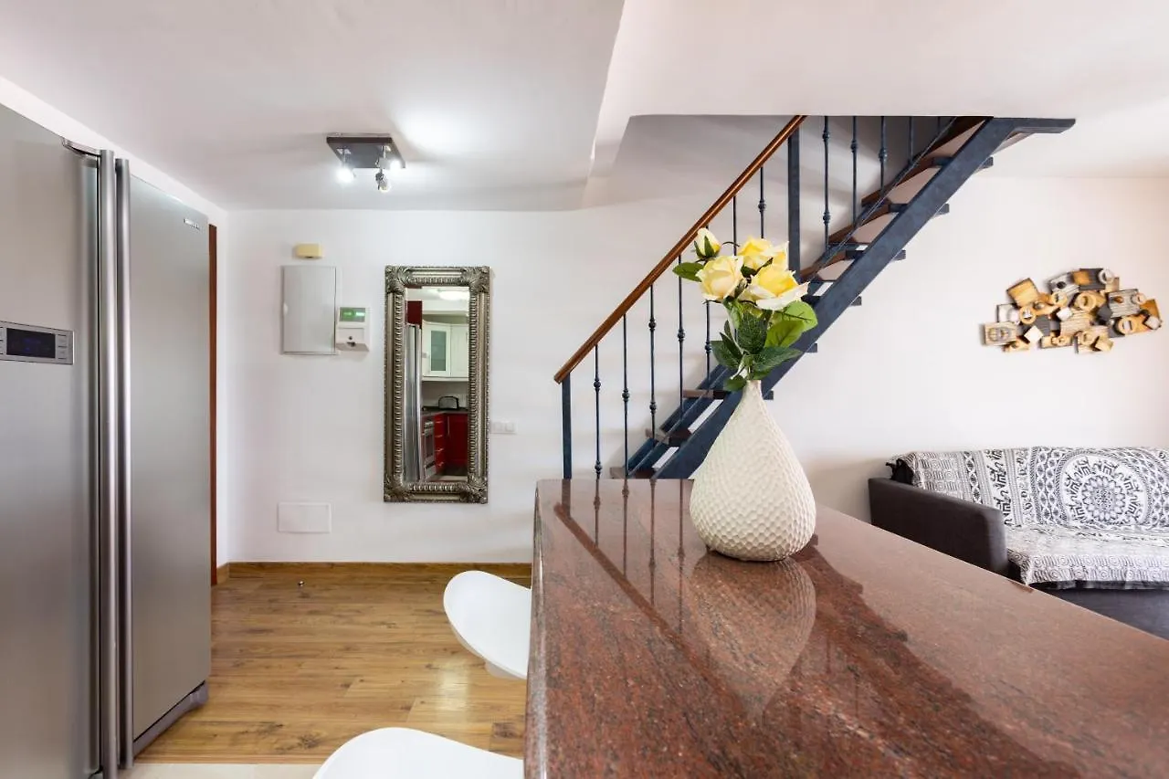 Exclusive Penthouse Playa Las Vistas 4 Close To The Sea And Beach, Aircondition For A Fee, Wifi, Terrace, Heated Pool プラヤ・デ・ラス・アメリカス 0*,  スペイン
